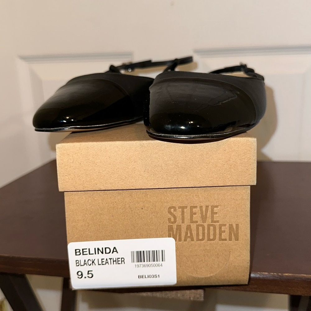 Brand new Steve Madden Belinda Flats